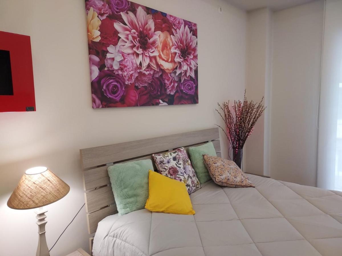 Acropolis Metro Station Flat 2 Apartment เอเธนส์ ภายนอก รูปภาพ
