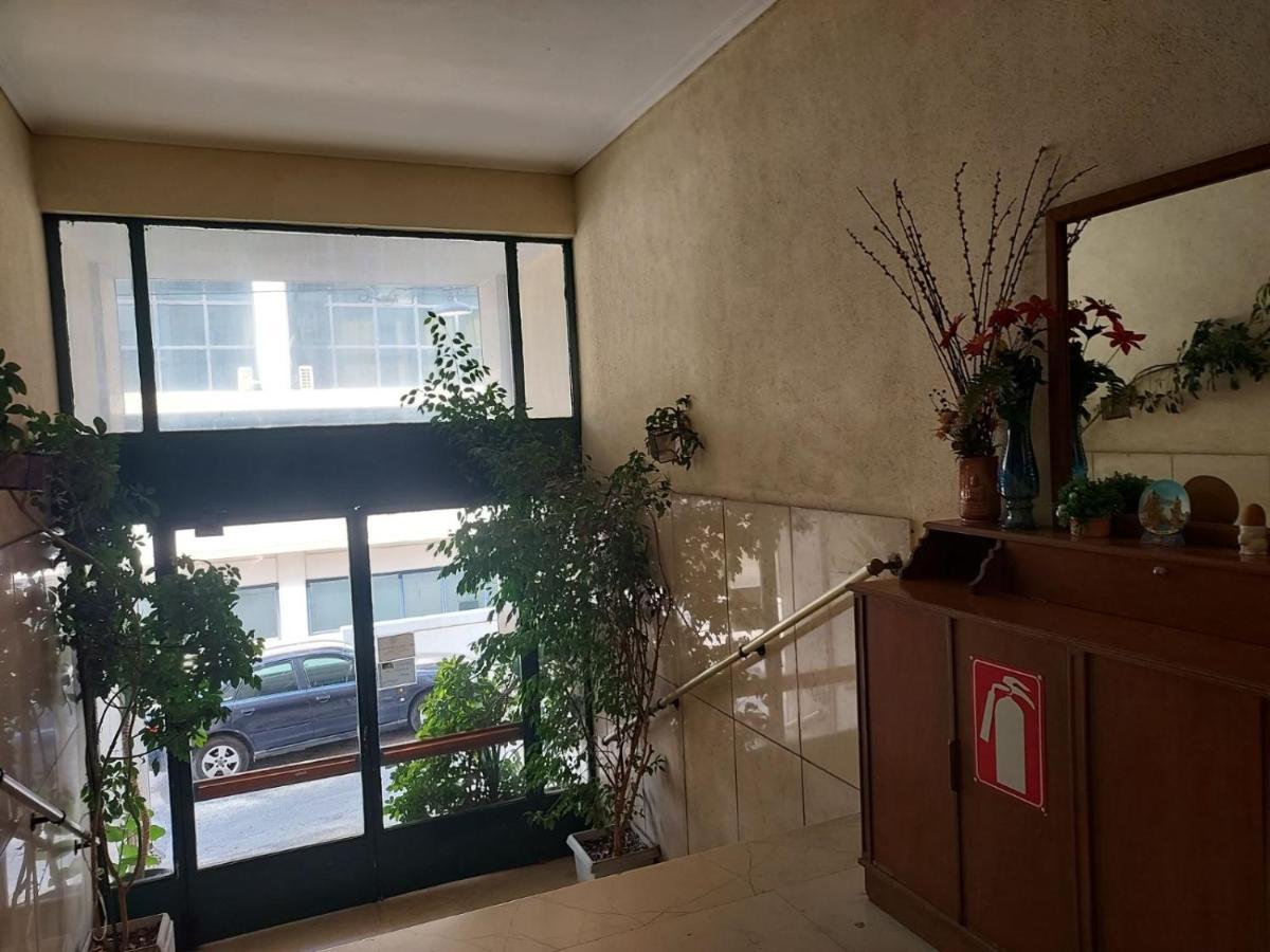 Acropolis Metro Station Flat 2 Apartment เอเธนส์ ภายนอก รูปภาพ